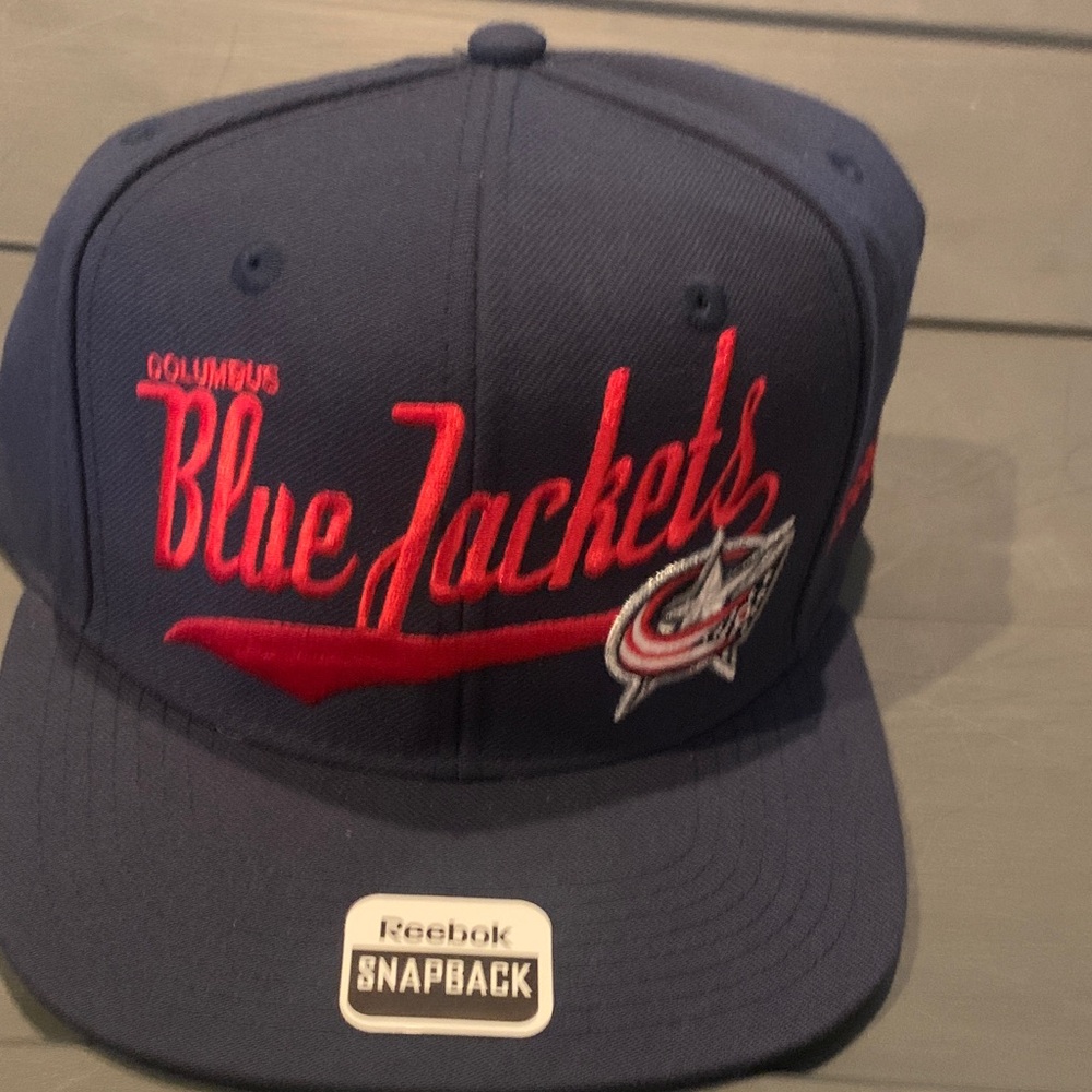 Reebok Navy Blue Blue Jackets Snapback Cap